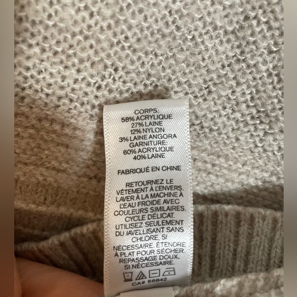 Express Asymmetrical Knit Sweater Wool Blend Size XSmall Neutral Beige Tan Ivory - Picture 5 of 10